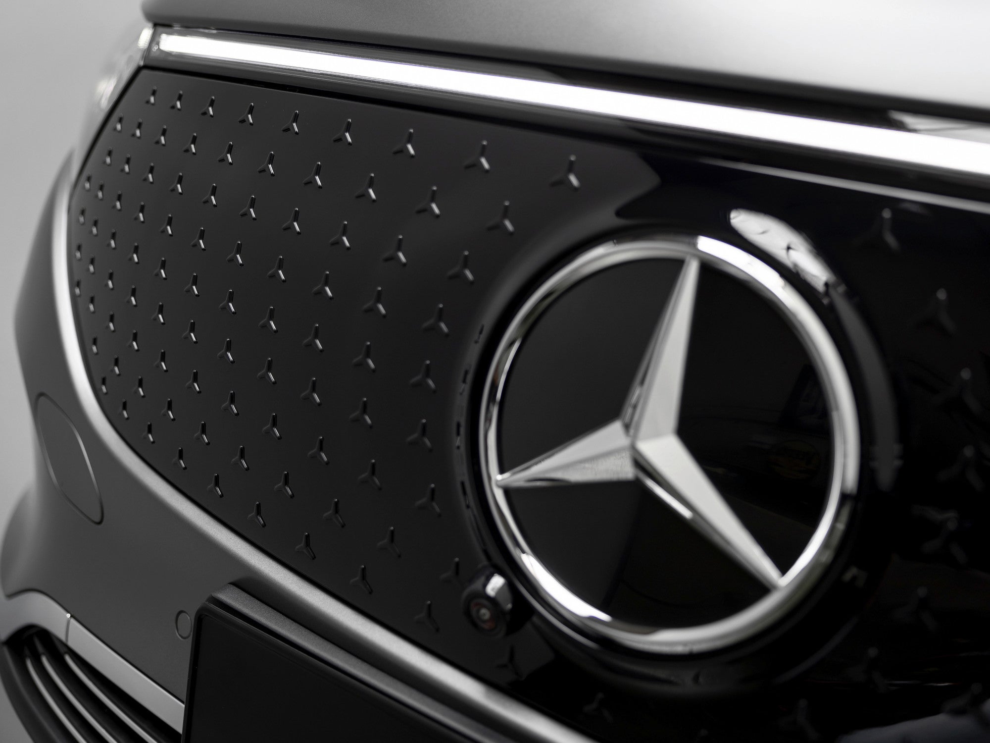 #Teure E-Autos ein Flop: Mercedes zieht drastische Konsequenzen