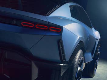 Lamborghini Lanzador in der Heckansicht.