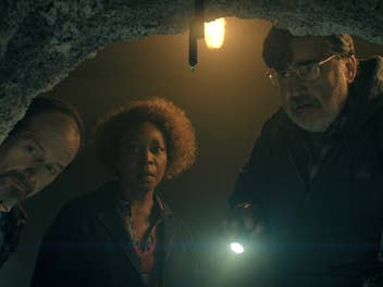 the-boroughs-n-s1-00-17-42-14r