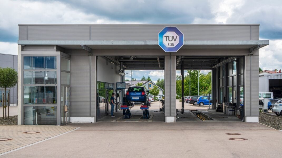 Neue-T-V-Inspektion-steht-an-erg-nzend-zur-HU