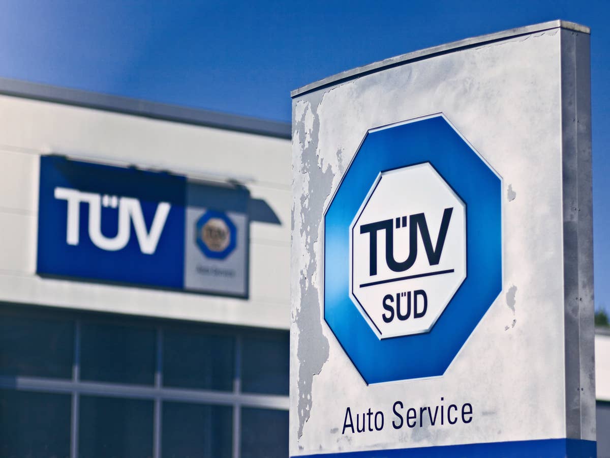 TÜV Prüfstelle als Symbolbild für kommende Warnstreiks.