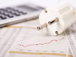 Umstrittene neue Strom-Umlage - Wie uns die Regierung für neue Gas-Kraftwerke zur Kasse bittet