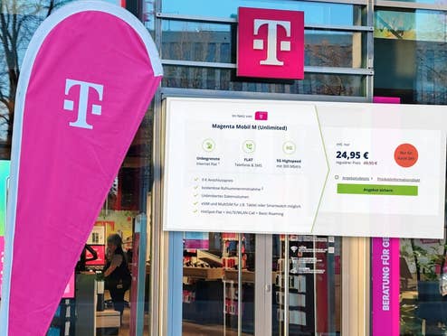Telekom-Shop im Hintergrund, davor ein aktuelles Unlimited-Tarif-Angebot
