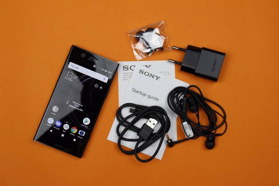 Unboxing des Xperia XZ1 Compact