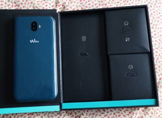 Unboxing Wiko WIM