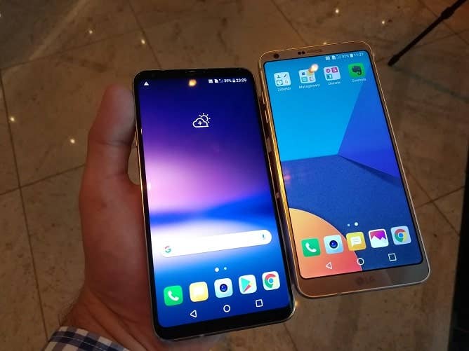 V30 vs G6