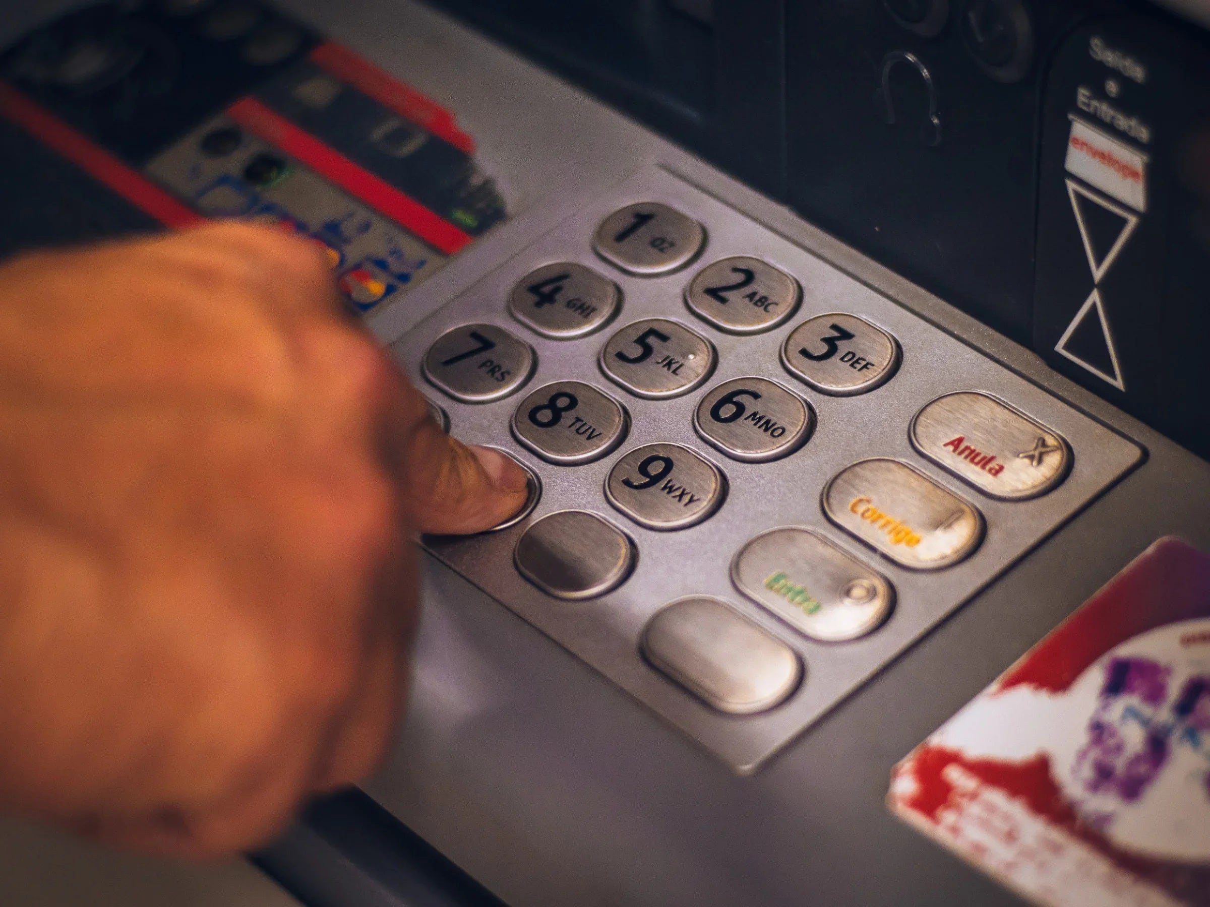 Angriff auf Bankkunden – 4 Finanzhäuser betroffen