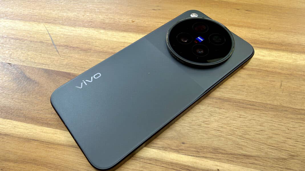 Vivo X500 Pro im Test - Ansicht der Rückseite.