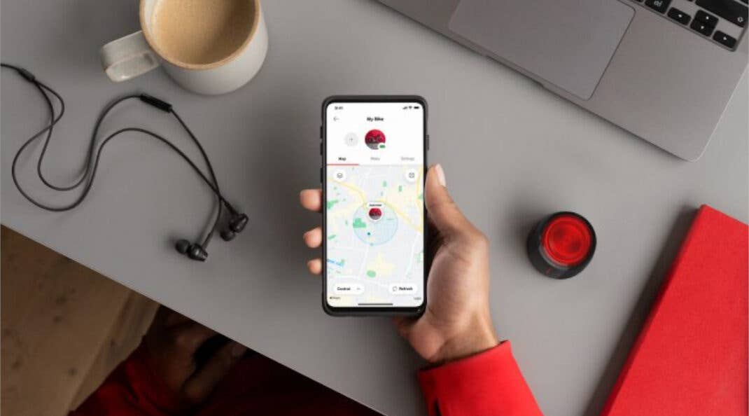 Vodafone Curve Fahrradlicht und GPS-Tracker