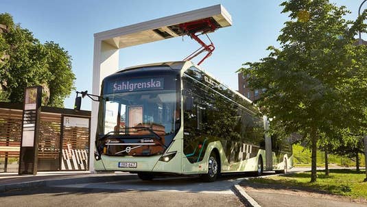 Elektro-Gelenkbus von Volvo