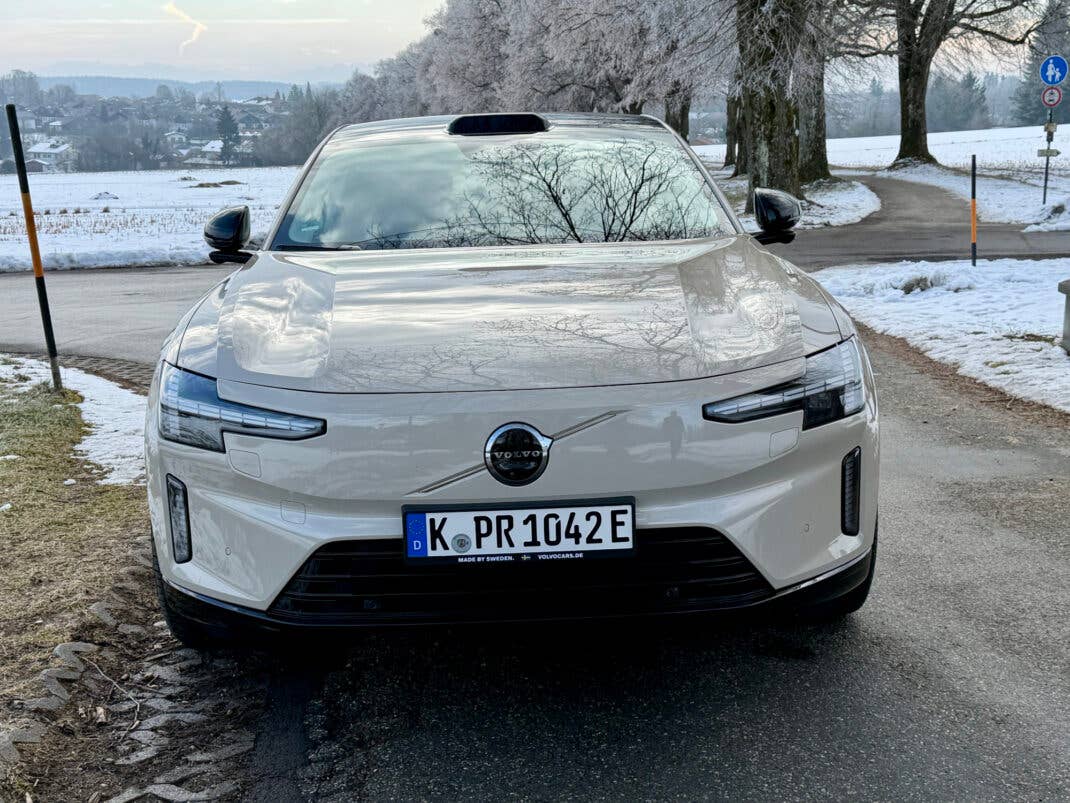 Volvo ES90 Frontansicht