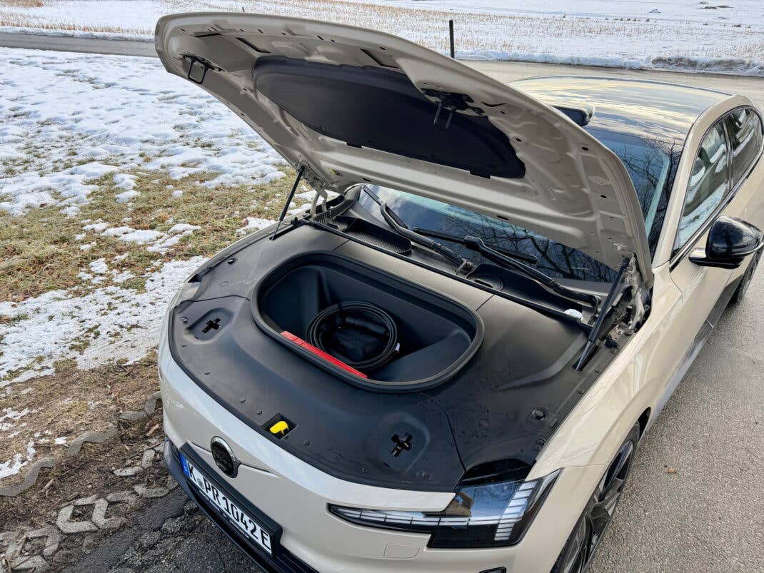 Frunk am Volvo ES90.