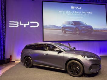 BYD Seal 6 DM-i Touring Premiere auf der IAA 2025.