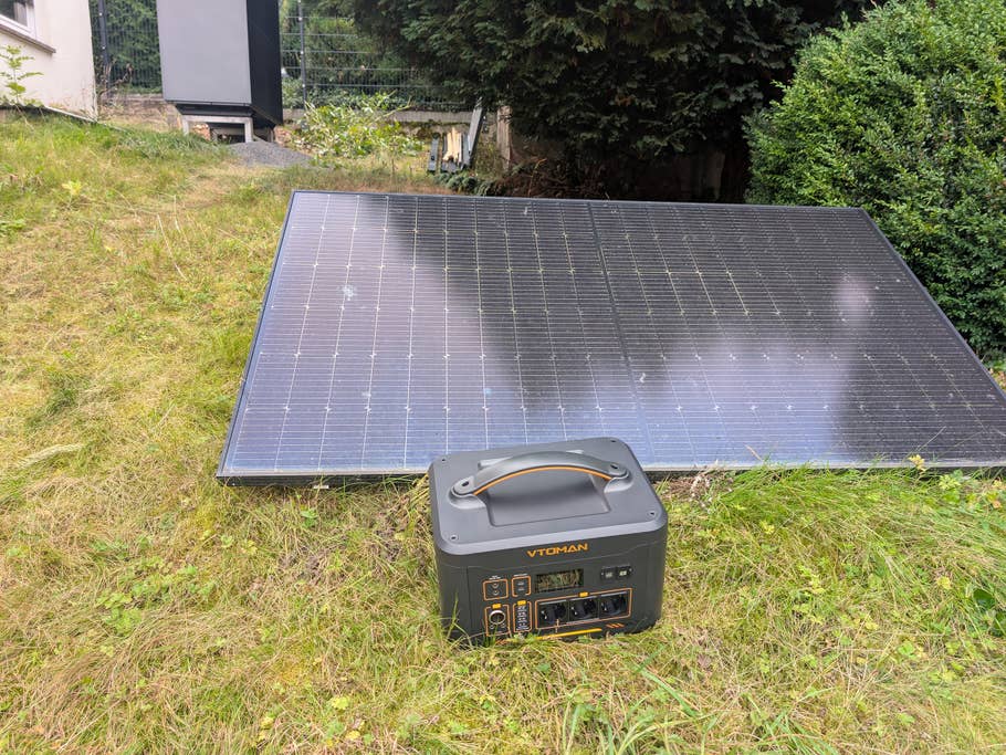 VTOMAN Jump 2200 mit Solarmodul