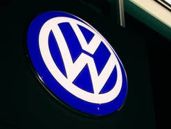VW stellt Produktion ein: Das E-Auto fordert weitere Opfer
