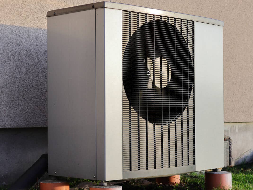 Wärmepumpe - ein einziges Wort entscheidet über teuer oder günstig