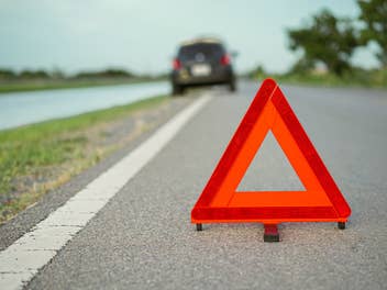 Warndreieck auf Straße