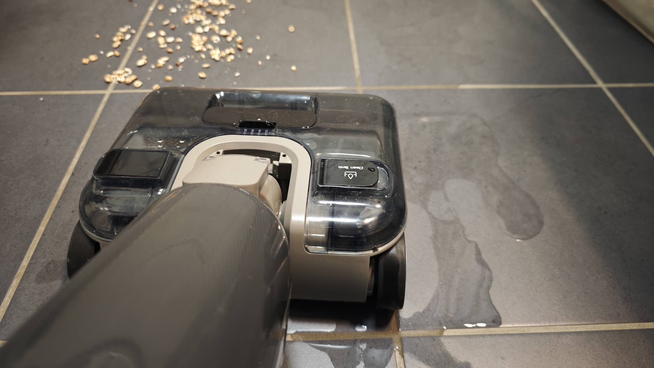 Eureka FloorShine830