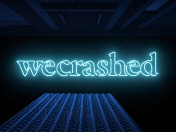 Das Serienlogo von "WeCrashed" in Neonblau vor schwarzem Hintegrrund.