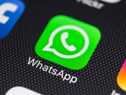 WhatsApp-App auf einem Smartphone.