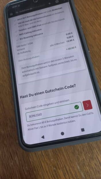 CallYa-Aktion von Vodafone auf einem Smartphone geöffnet