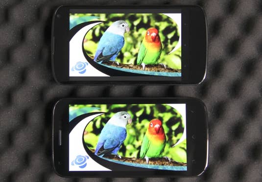 Wiko Cink Peax 2 und LG Google Nexus 4