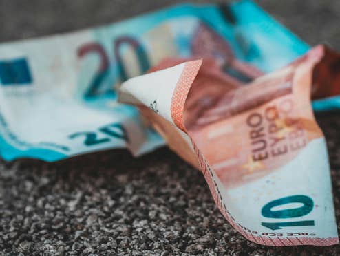 Wir schaffen das Bargeld ab. Na und?! Wir schaffen das Bargeld ab. Na und?!