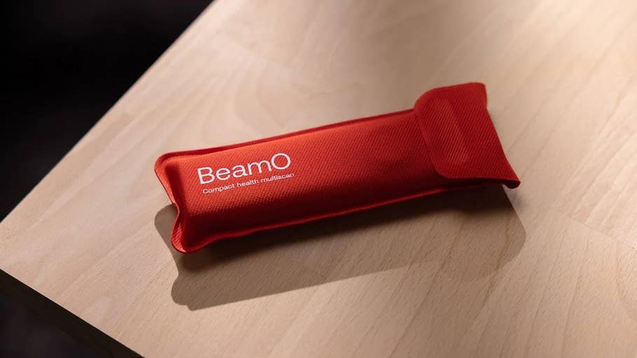 Der Withings BeamO wird mit einer praktischen Stofftasche geliefert, die ihn schützt.