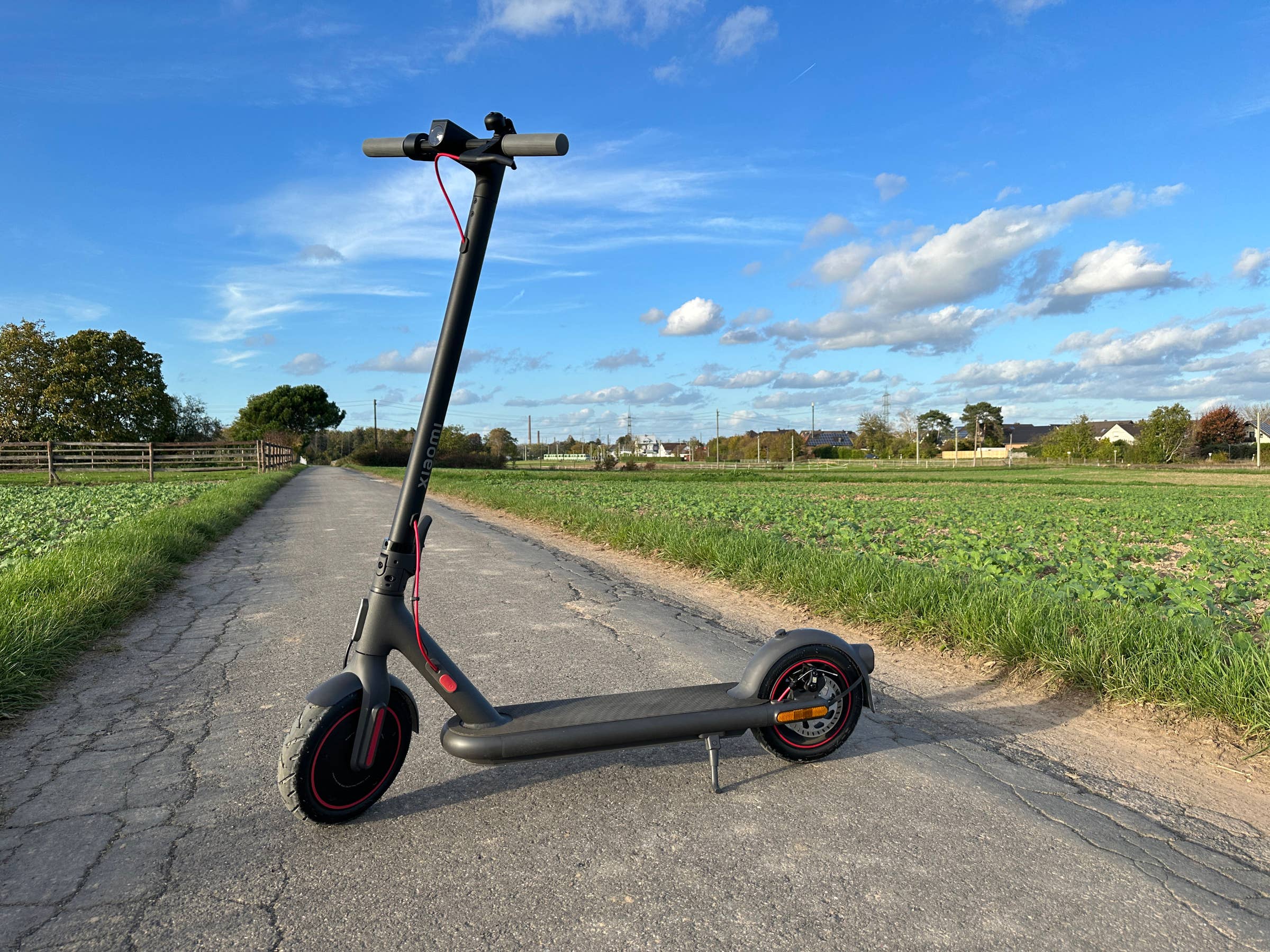 Erstaunlich Elektro Roller Scooter Bild