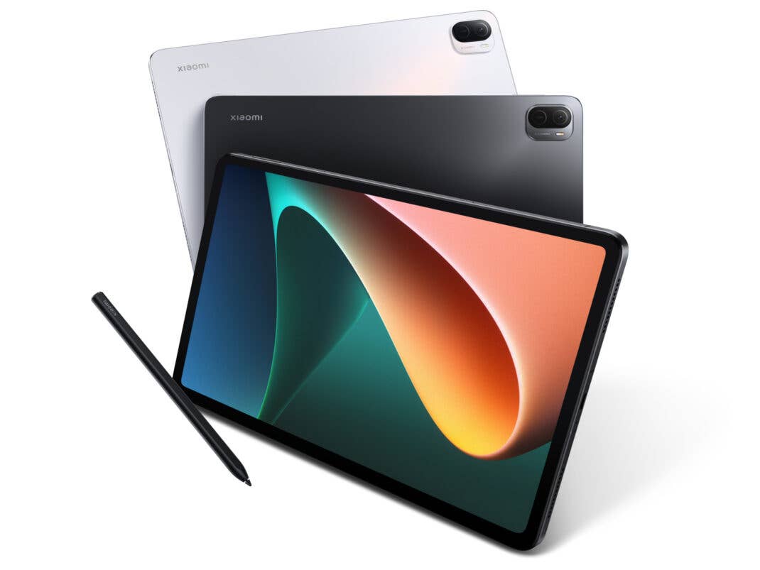 Das Xiaomi Pad 5 in den beiden Farben Schwarz und Weiß