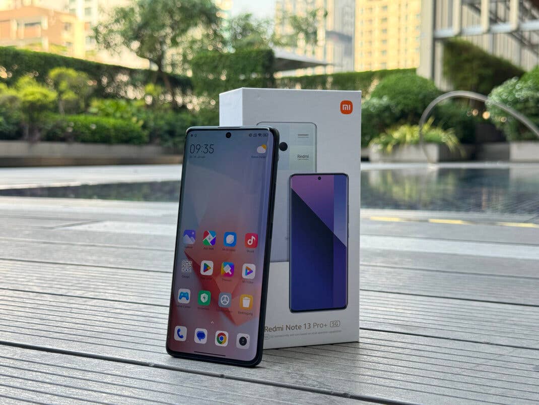 Xiaomi Redmi Note 13 Pro Plus 5G mit Verpackung