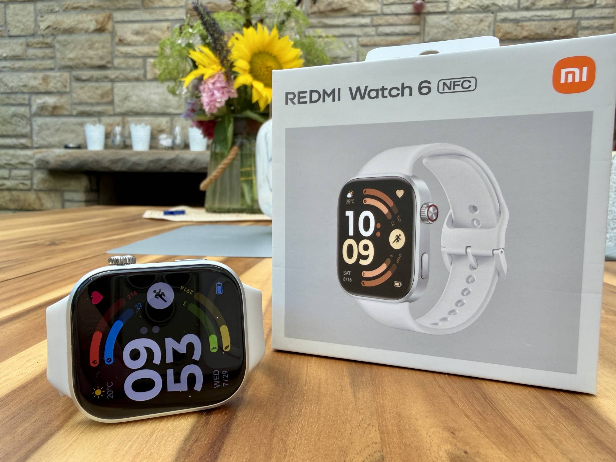 Xiaomi Redmi Watch 6 NFC Packshot