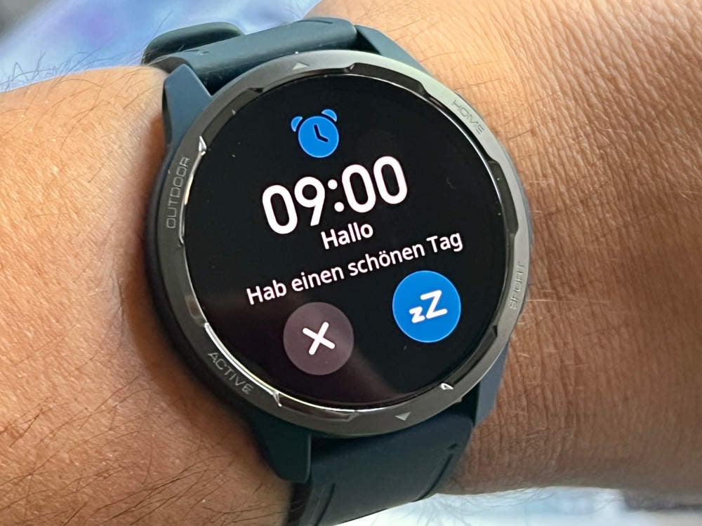 Wecker auf der Xiaomi Watch S1 Active.