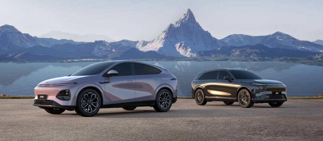 Xpeng G6 (2025) und Xpeng G9 (2025) in der seitlichen Frontansicht.