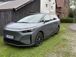 Xpeng X9 im Test von inside digital