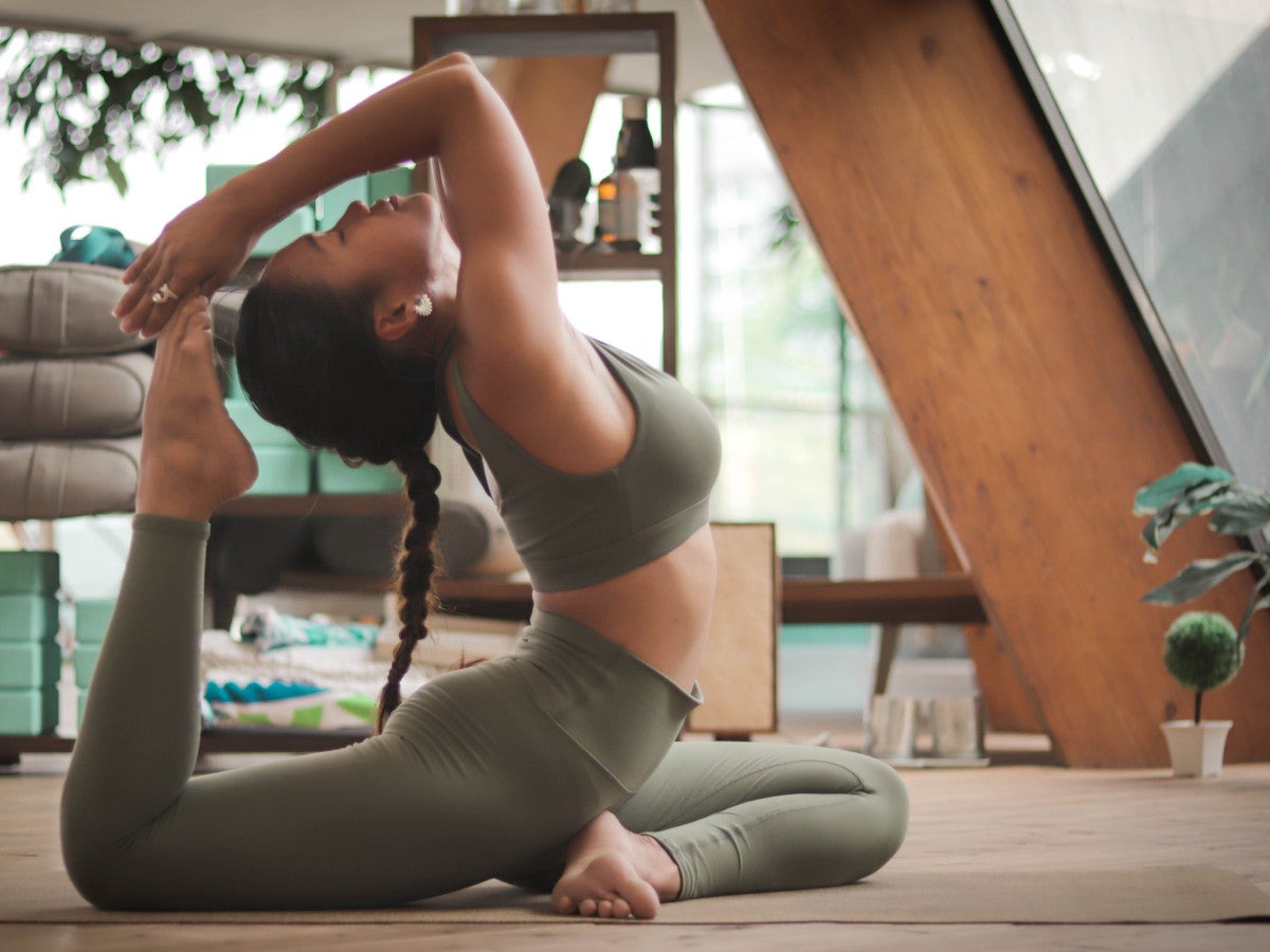 #Yoga unterwegs: Diese 4 grandiosen Apps halten dich fit