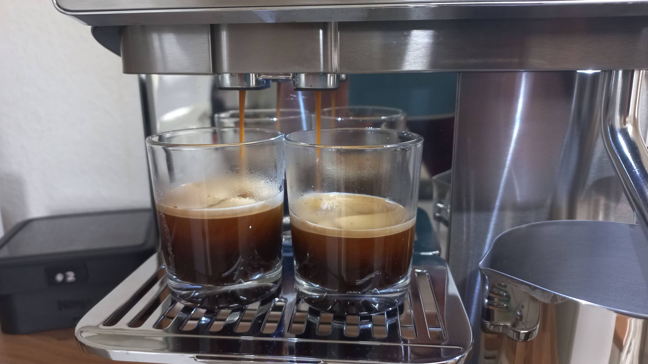Zwei Getränke gleichzeitig mit Ninja AutoBarista Pro