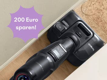 Tineco Nass- und Trockensauger der gerade benutzt wird in nahaufnahme